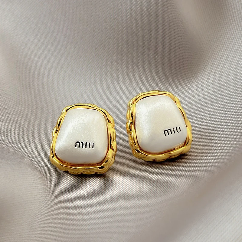 925银针  R084银色字母耳钉高级百搭气质简约轻奢时尚耳环