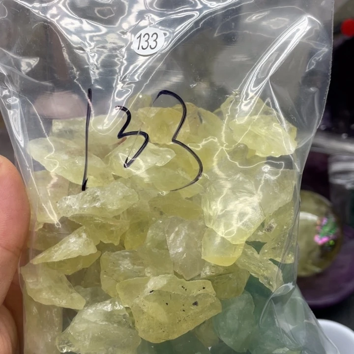 绿***生水晶珠宝半成品未镶嵌133水晶碎石