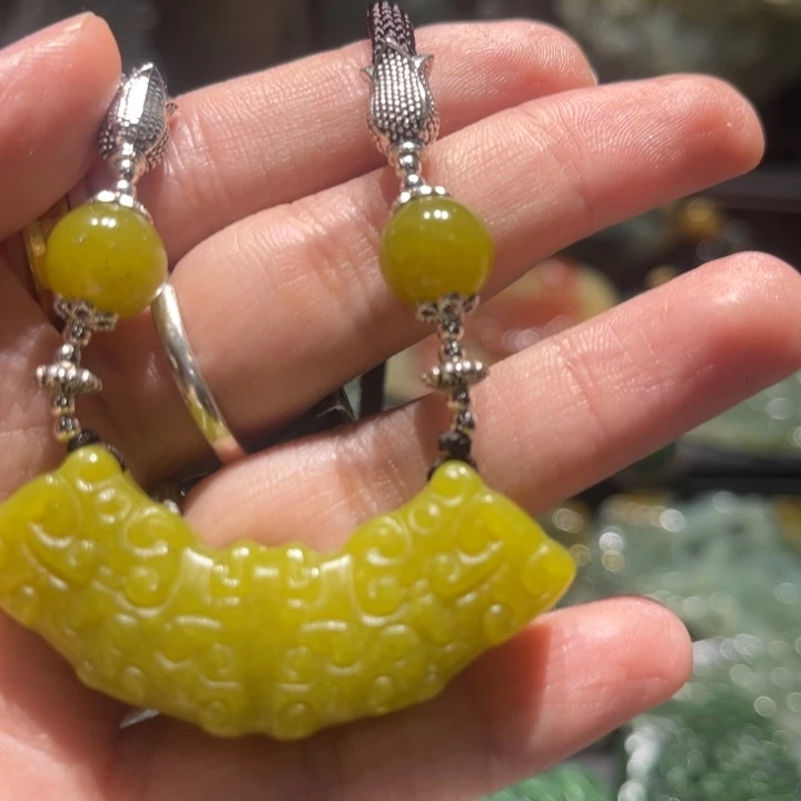 岫玉未镶嵌毛衣链