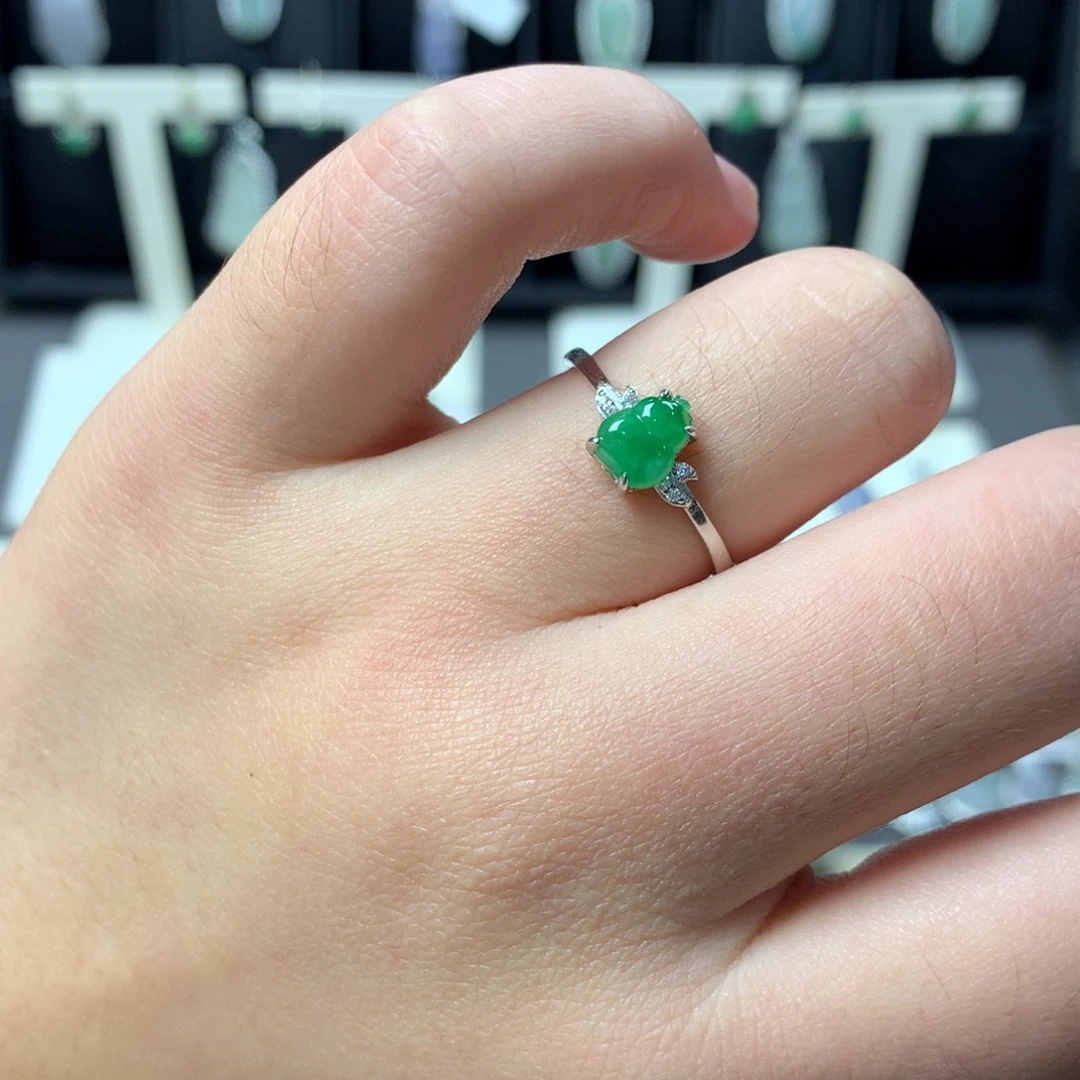 翡翠银S925镶嵌颈饰