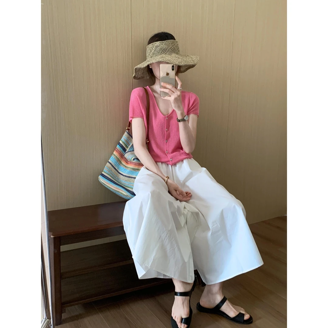 大方得体多巴胺减龄一整套2025初夏穿搭粉色针织背心裤子两件套女