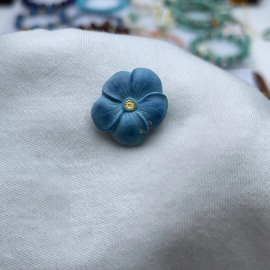 妙***绿松石未镶嵌珠宝奇石