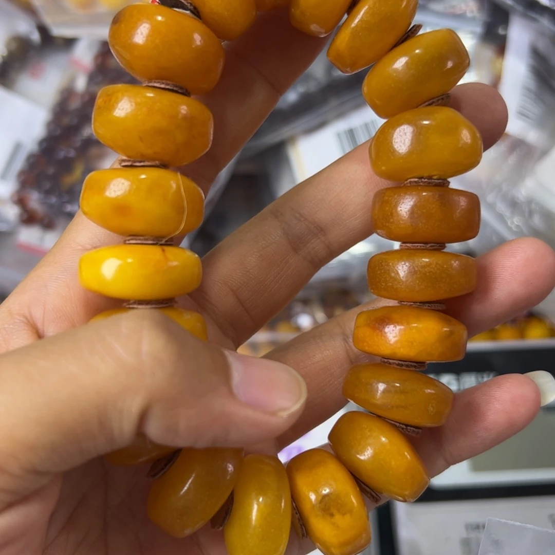 未镶嵌琥珀珠宝奇石255