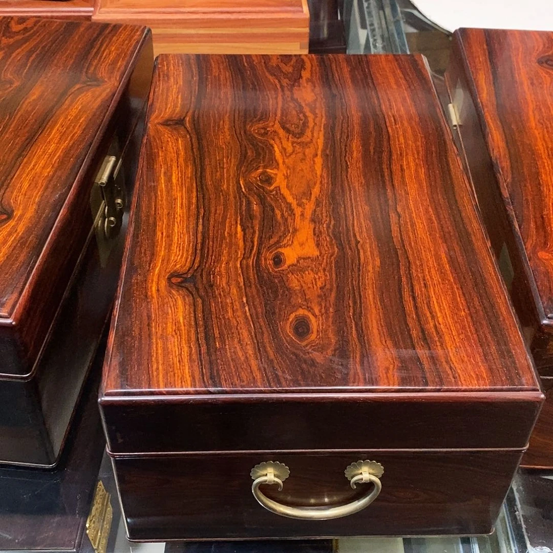 微凹黄檀（南美大红酸枝）?独板箱49/25/15.5