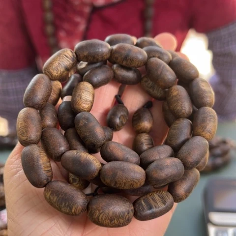 沉香手串白棋46克卡1.0多样性发1条