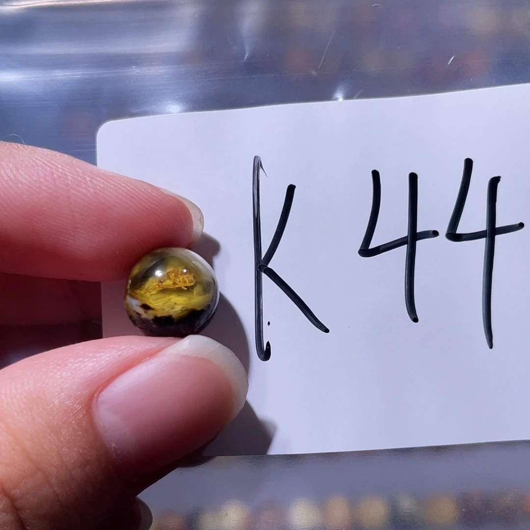 未镶嵌琥珀裸石10.3福利