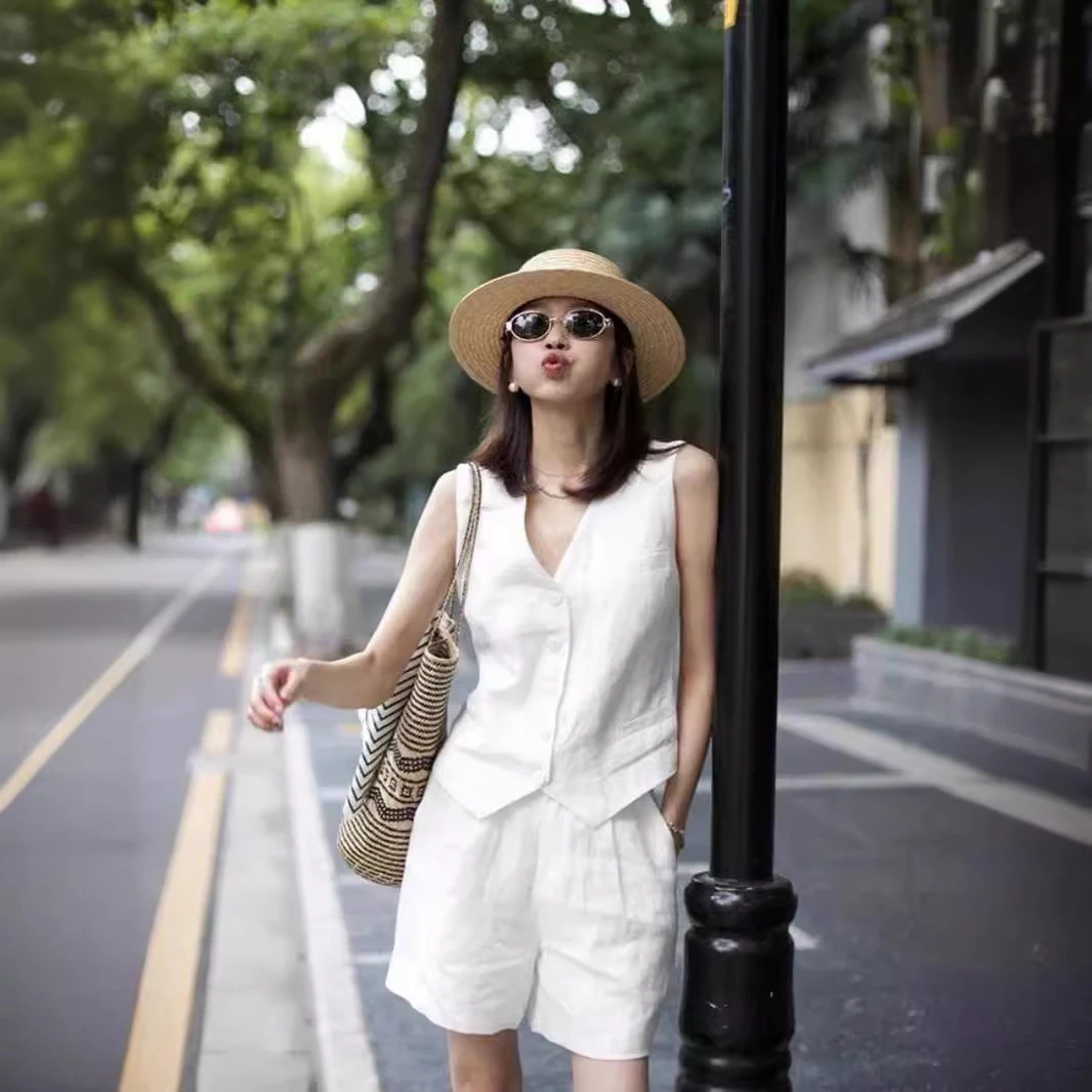 夏季白色亚麻棉麻时尚松弛感高级感穿搭无袖马甲短裤套装两件套女