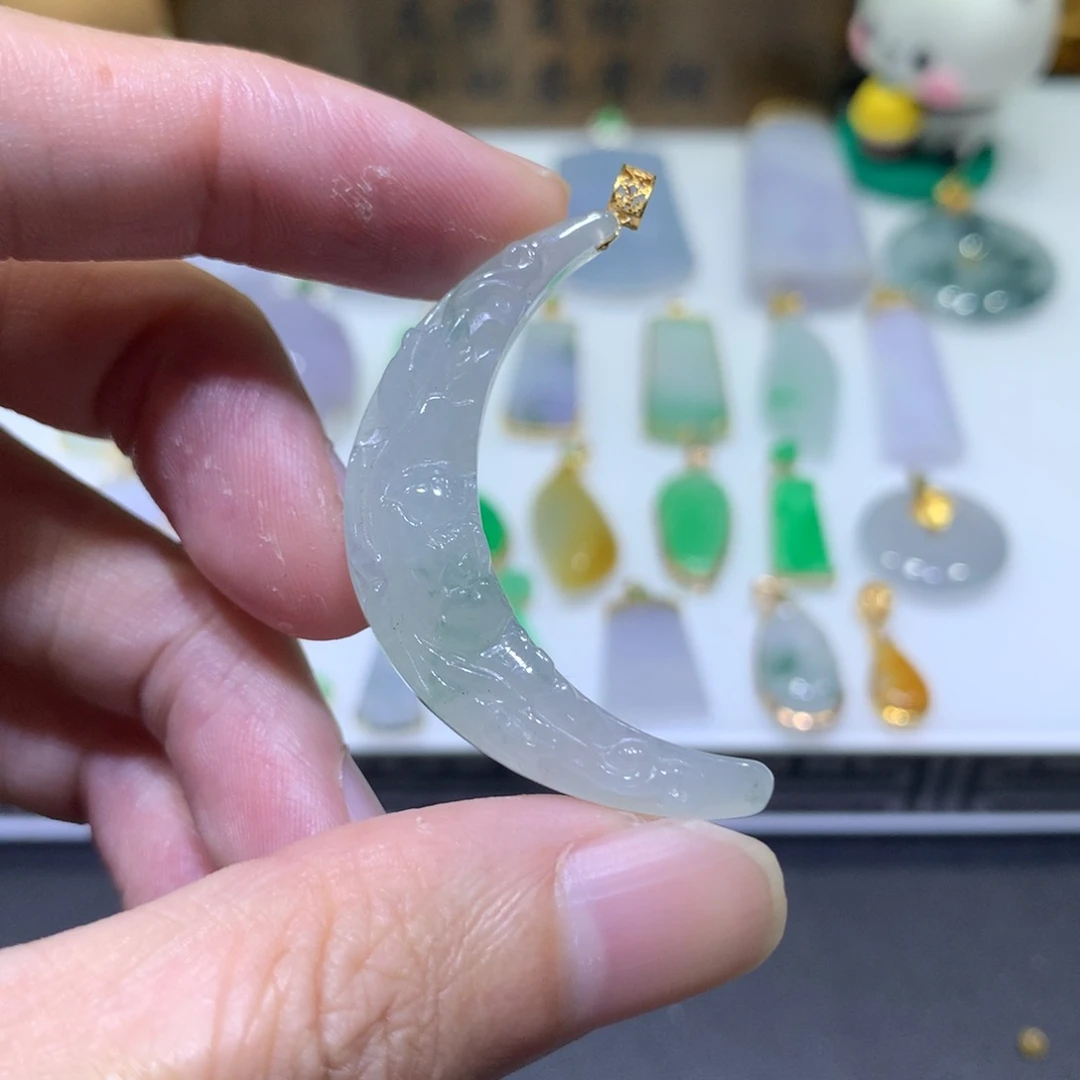 翡翠18K金镶嵌吊坠(不含链)