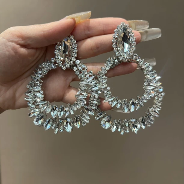 铜合金合成锆石耳饰 新款2025