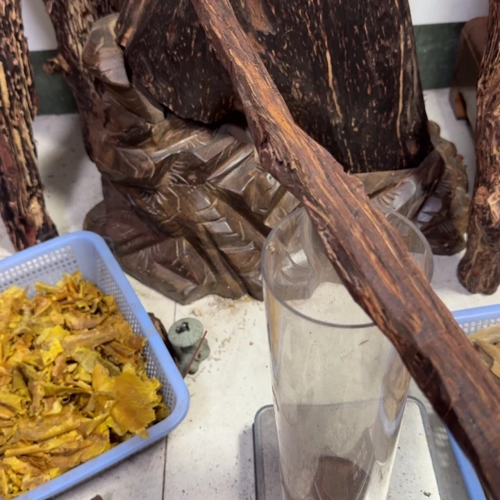 木筏海南大叶降真香