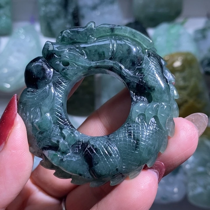 【闪购商品】翡翠未镶嵌颈饰扳指