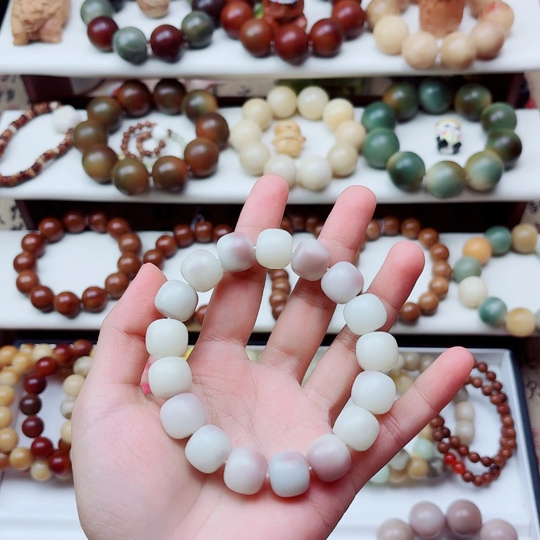 吊坠菩提根/象牙果