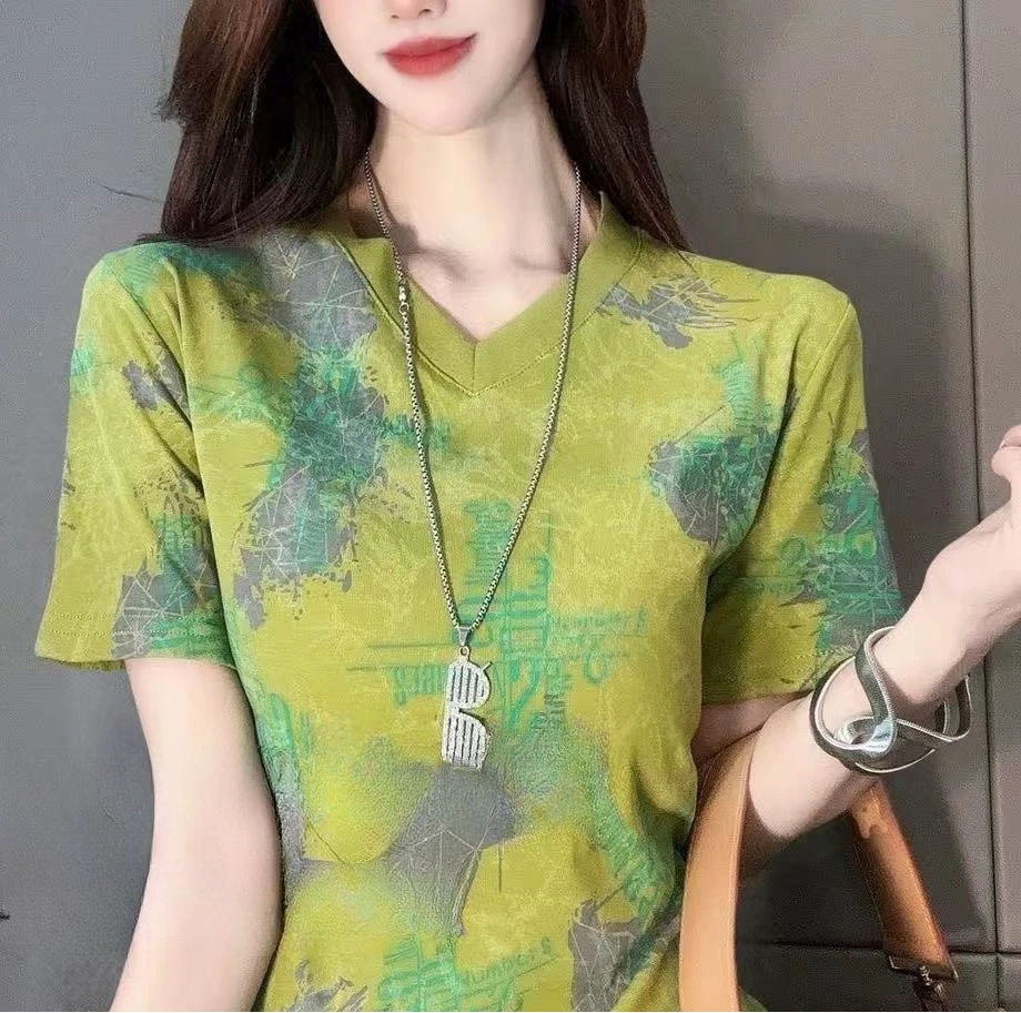 欧货满印V领设计棉T恤2025新款短袖女洋气时尚修身显瘦内搭25820#