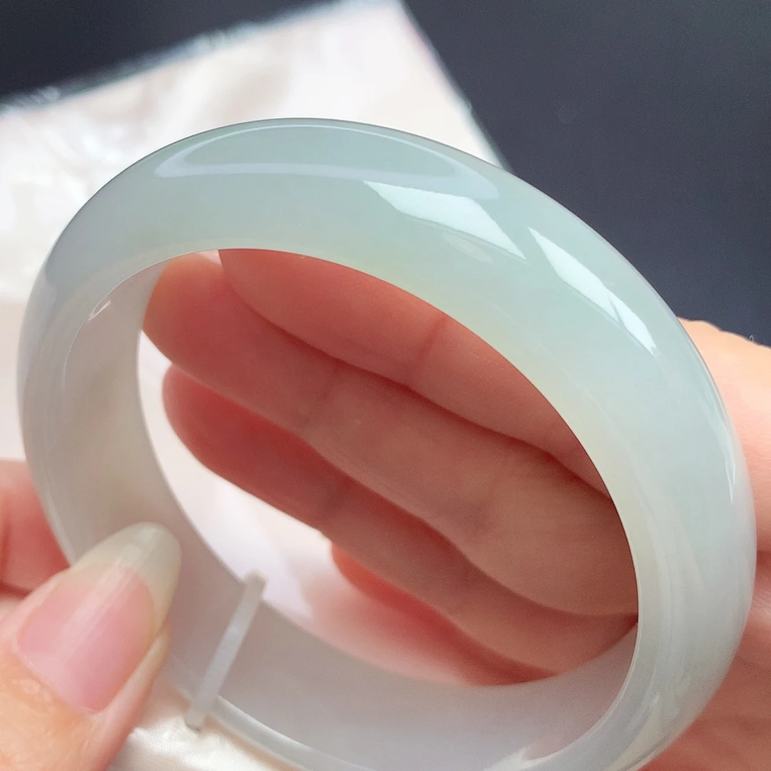 翡翠未镶嵌手镯58圈口