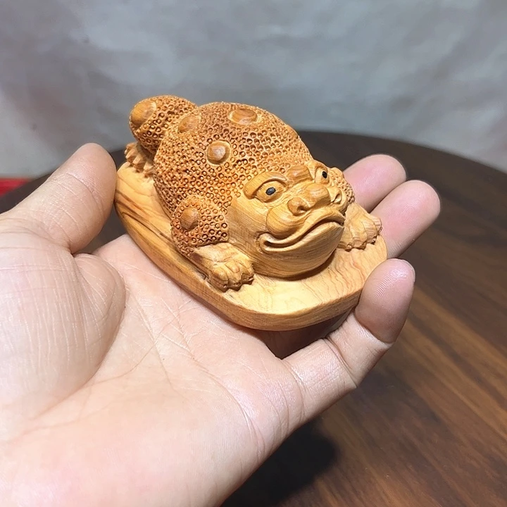 人***耳柏木（崖柏）崖柏手工雕刻呱呱