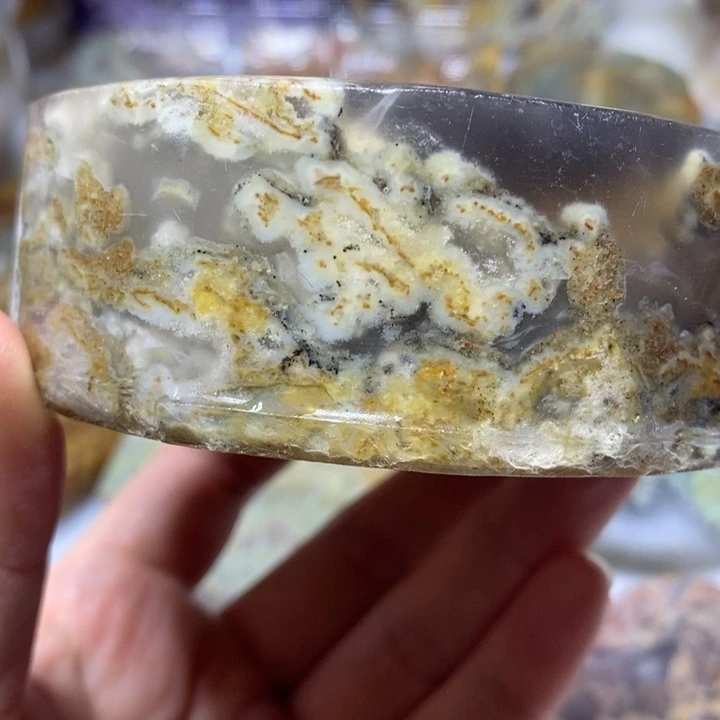 定制玛瑙董**豆手镯定制56