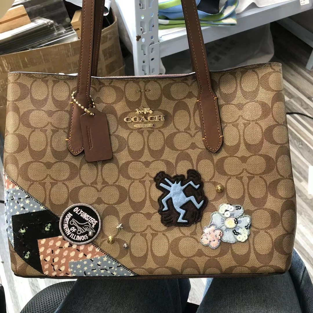 99新 COACH/蔻驰 老花涂鸦单肩包G25100129底长32*24