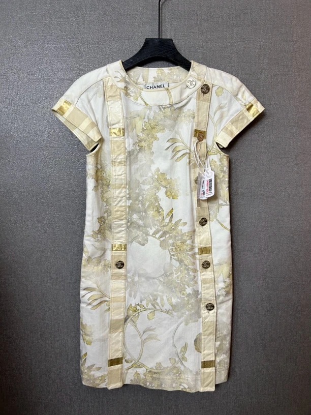 95新 Chanel/香奈儿 黄色花纹半袖连衣裙 微瑕