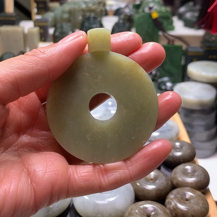 一***周和田玉未镶嵌珠宝半成品