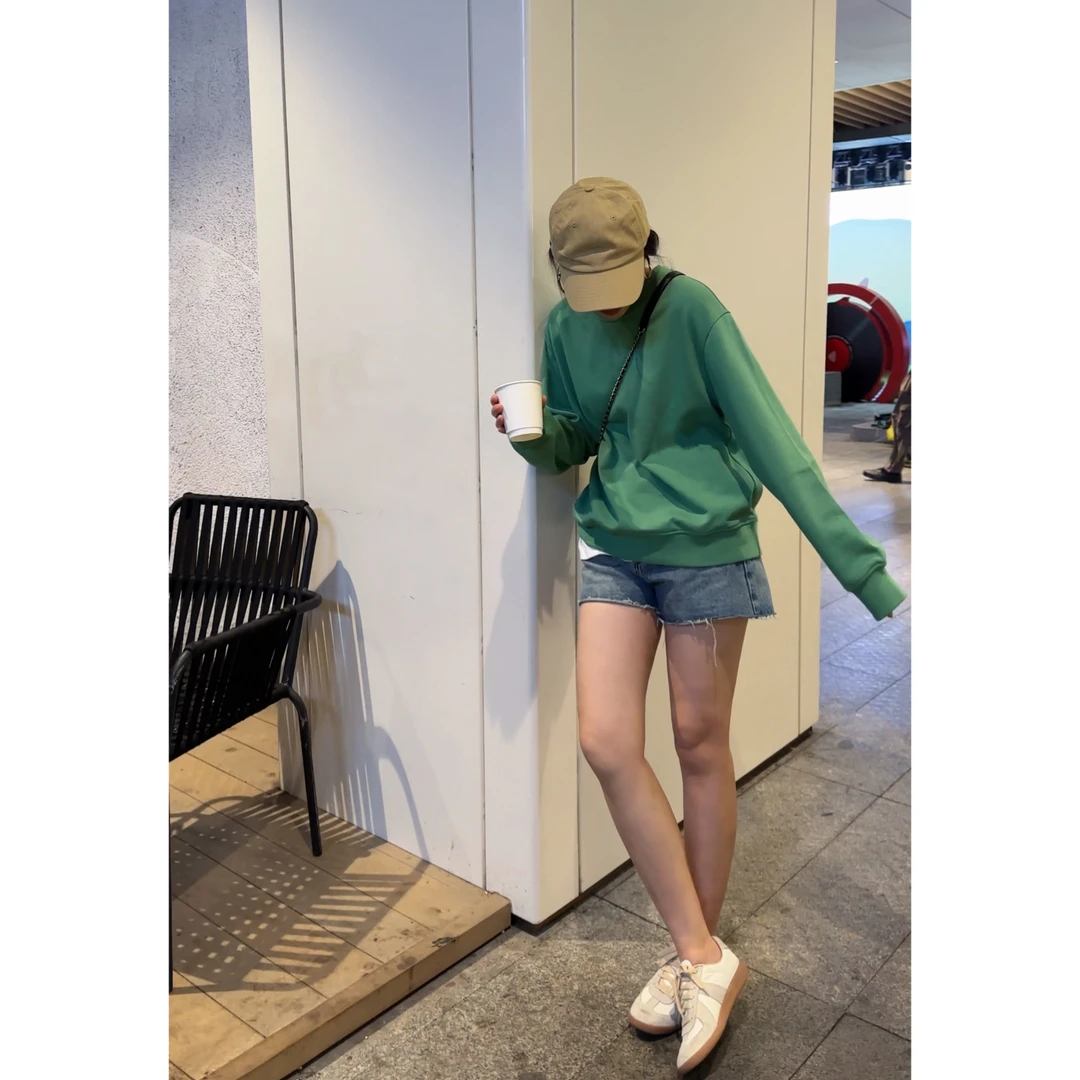 【胡洛一】卫衣女爆款2025新款正品春秋宽松慵懒风打底衫上衣CK226