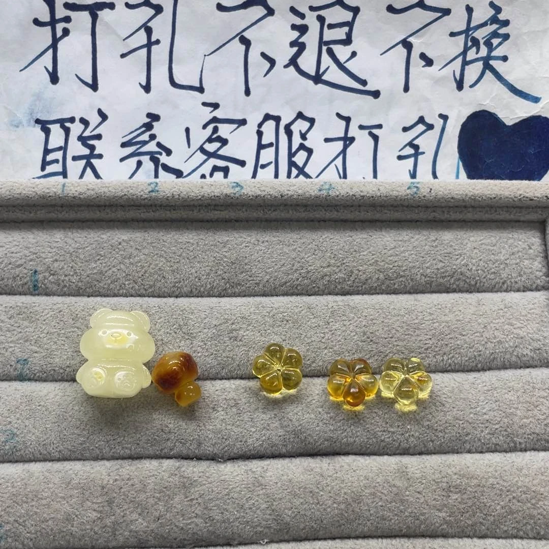 未镶嵌琥珀裸石娜*吖天然琥珀