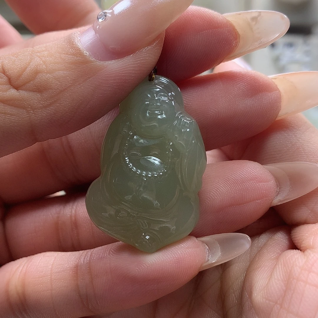 古***月和田玉未镶嵌颈饰
