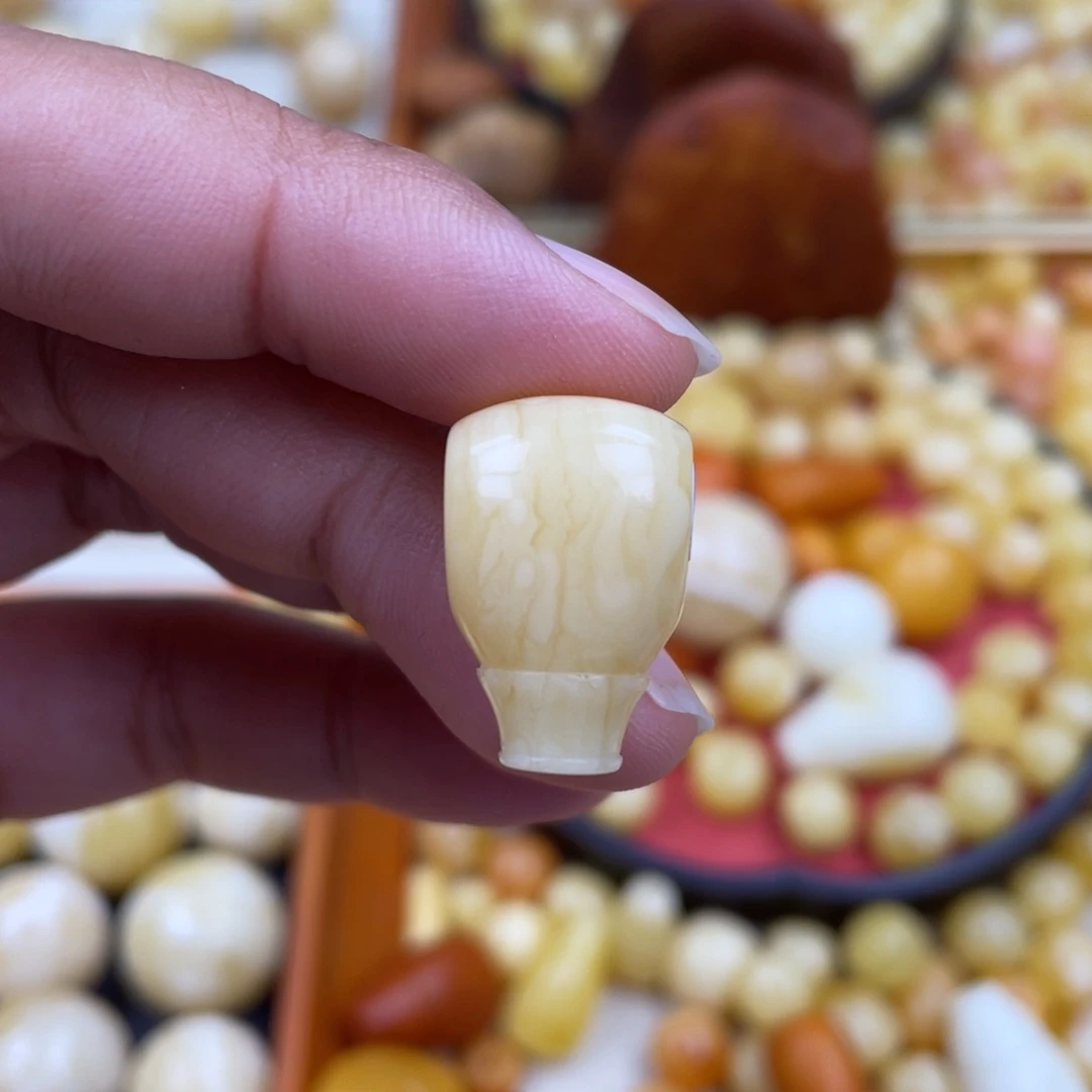 未镶嵌蜜蜡珠宝奇石14