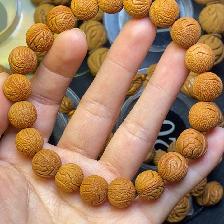 桃核吊坠秦岭龙纹桃核12尺寸