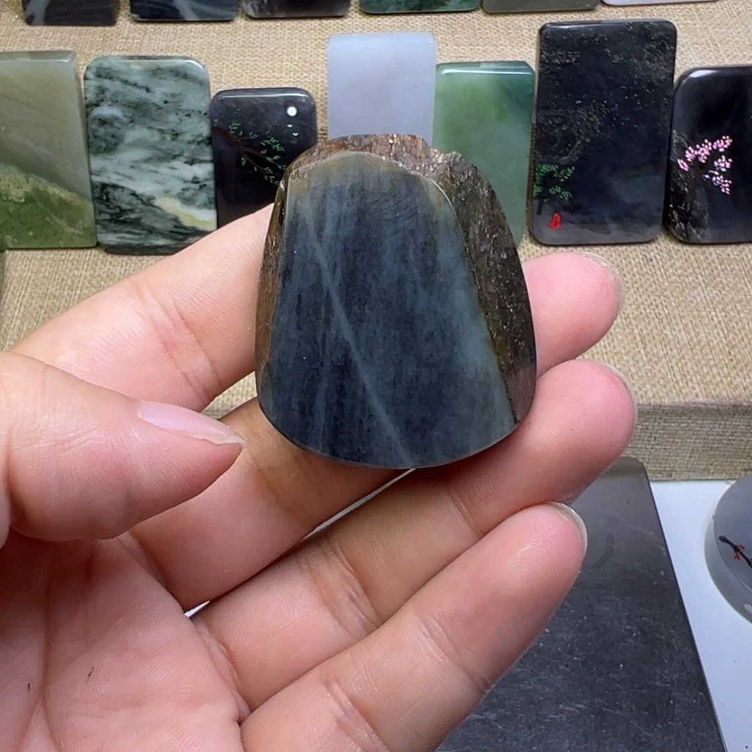 和田玉未镶嵌珠宝半成品