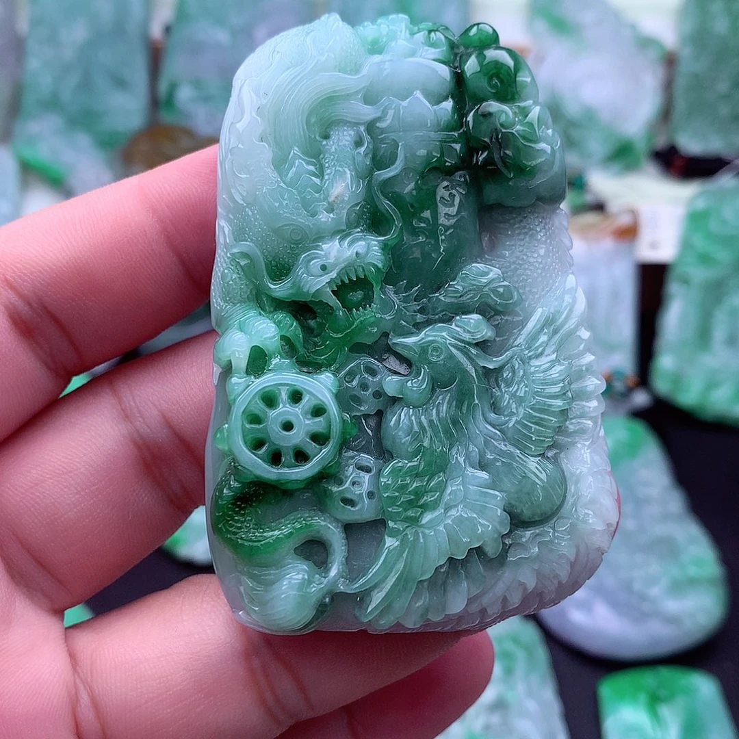 吊坠(不含链)未镶嵌翡翠