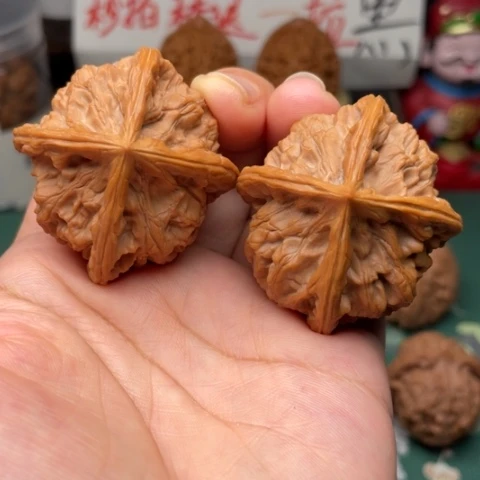 【闪购商品】把件文玩核桃44.5玉玺四棱