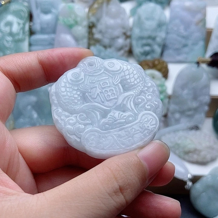 翡翠未镶嵌颈饰翡翠