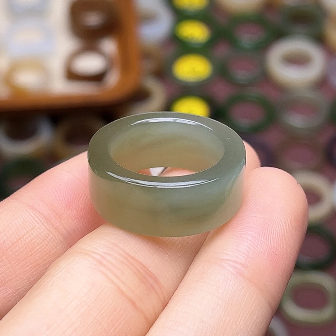 和田玉未镶嵌戒指17.3只此青绿