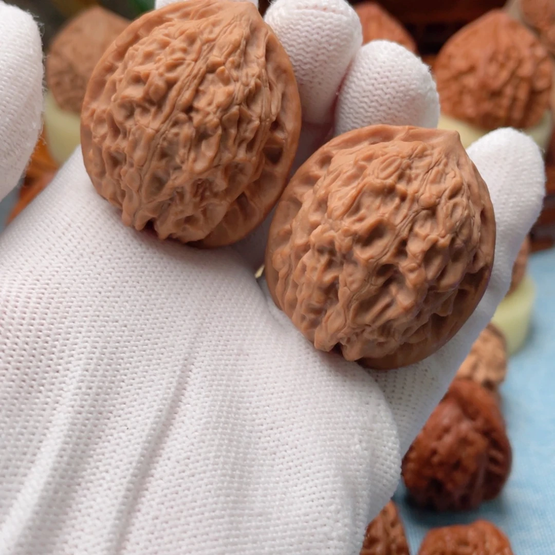 桃核吊坠38尺寸金牛