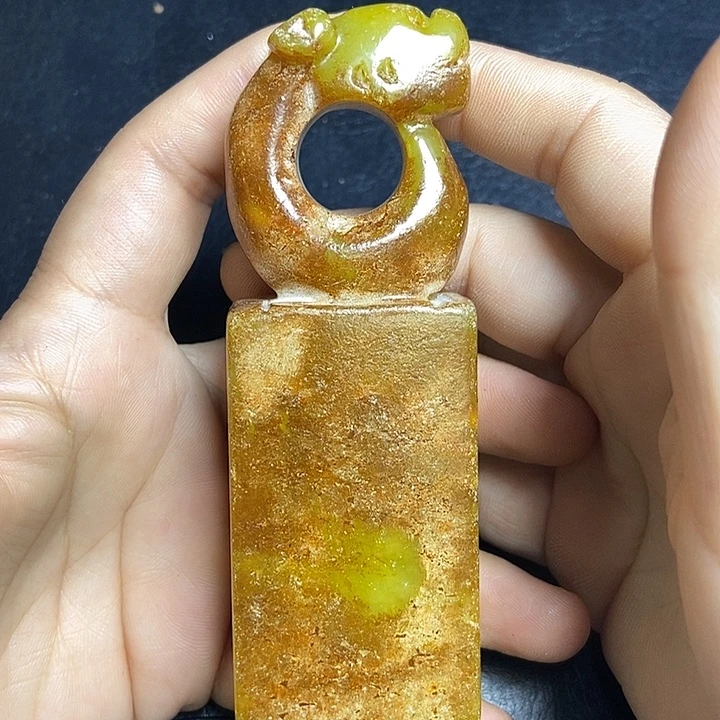 和田玉（糖玉）未镶嵌挂件