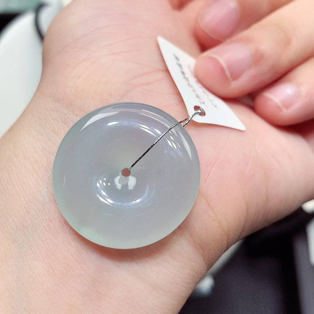 翡翠未镶嵌颈饰编号19，26.6/5.4