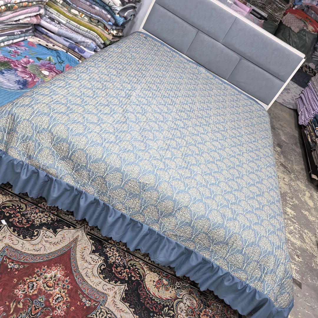 莫小柔花边床盖（蓝色秋树）2.4米✕2.5米