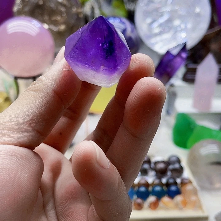 水晶摆件未镶嵌紫水塔尖