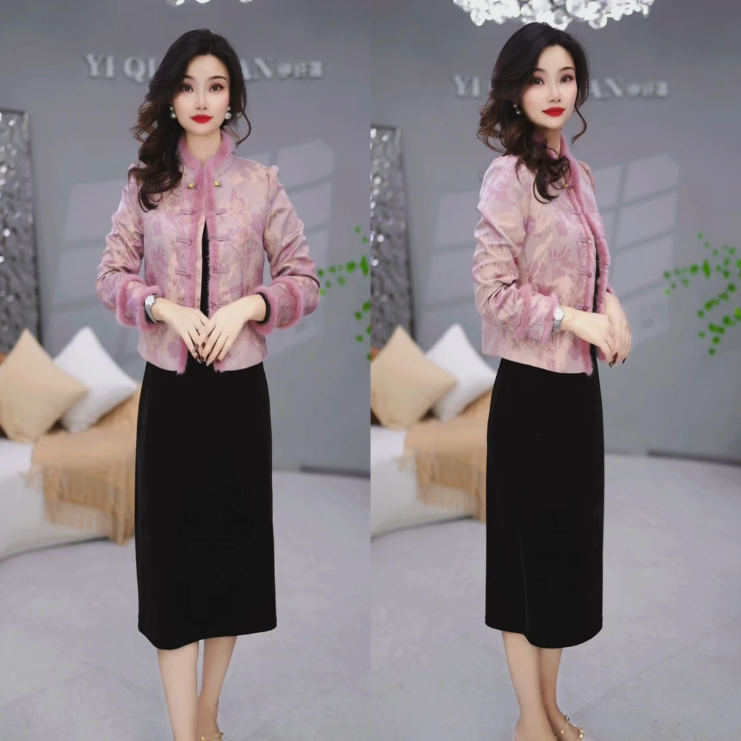 外套+连衣裙 2025秋冬新中式时尚洋气减龄粉色毛领套装裙M-4XL