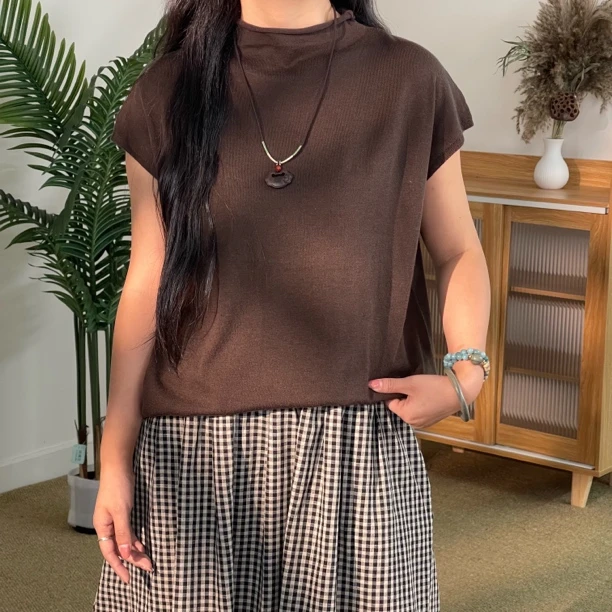 秋季新款卷边立领无袖针织衫女简约秋冬显瘦修身纯色圆领25601