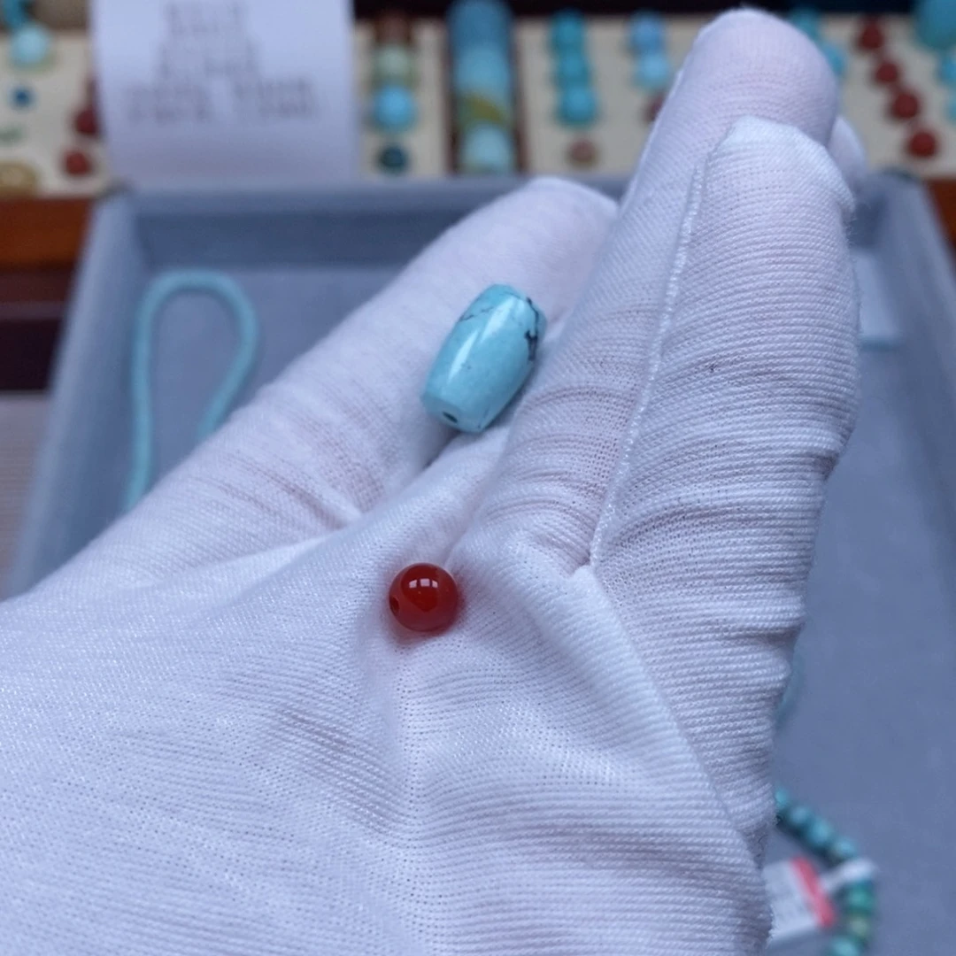 南红玛瑙配饰未镶嵌