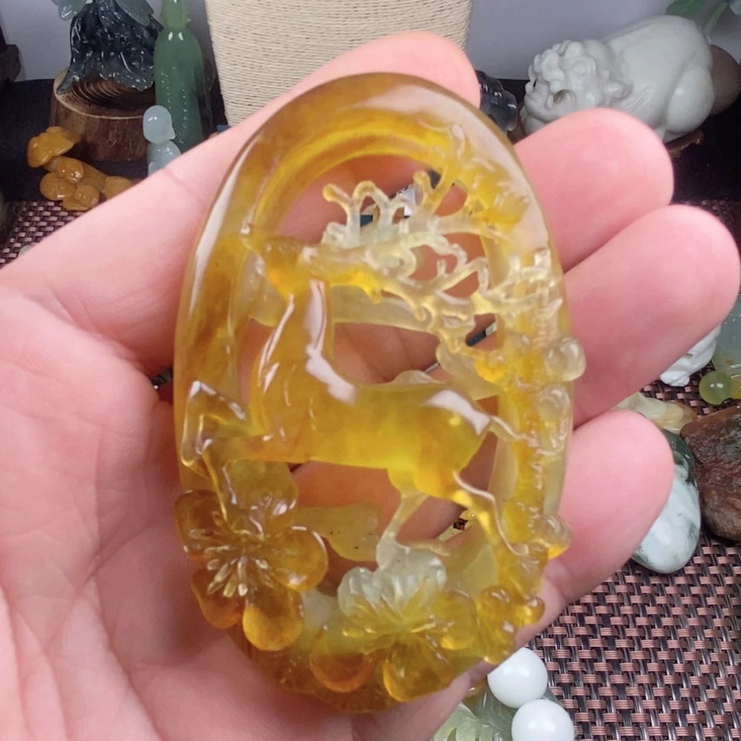 蛇纹石玉挂件未镶嵌