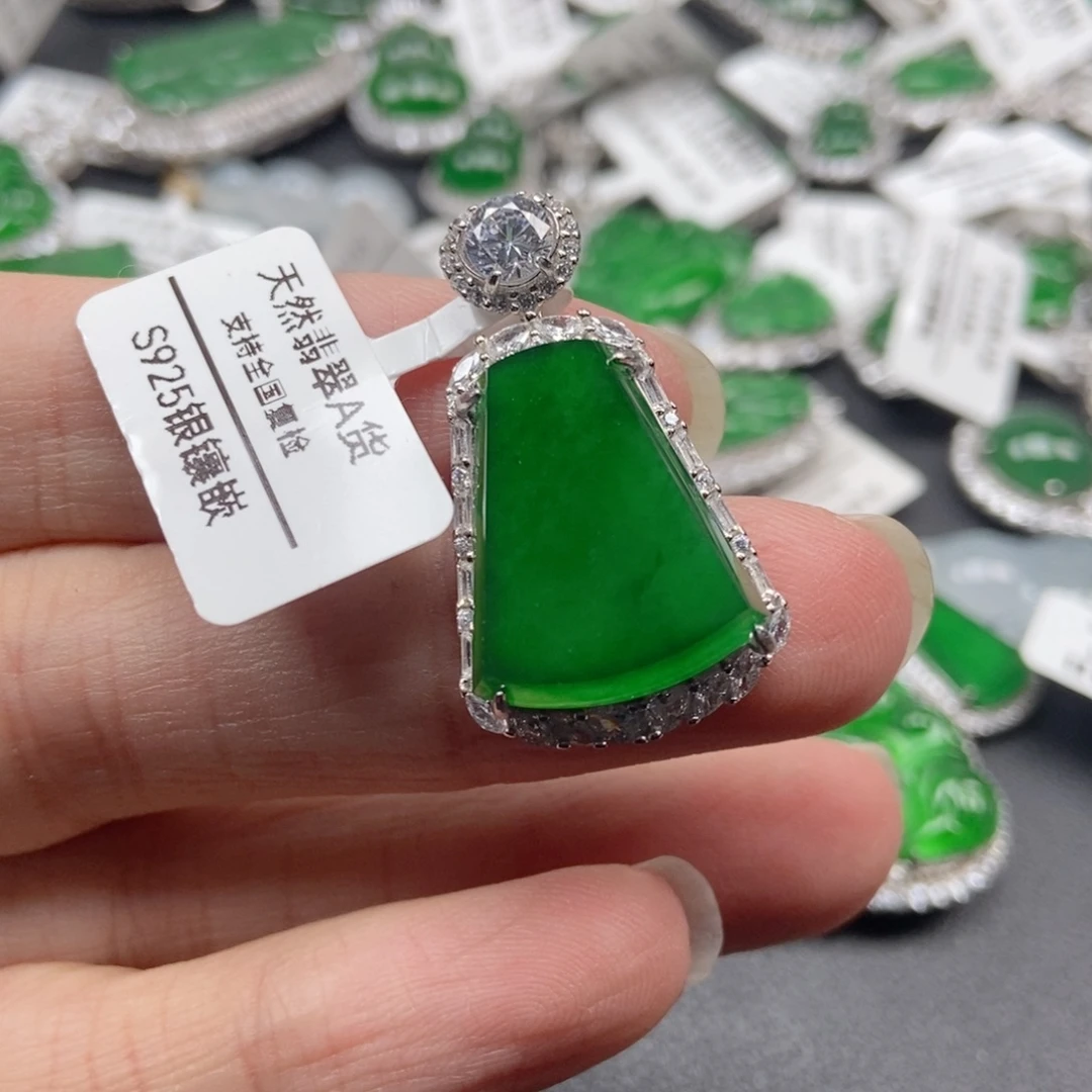 翡翠银S925镶嵌颈饰