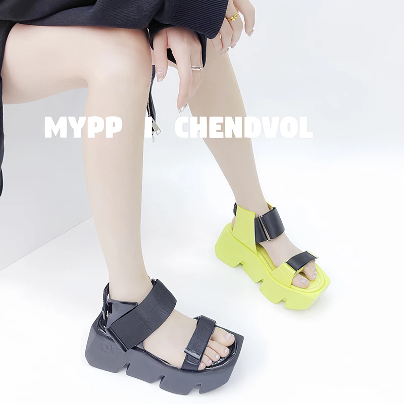 欧洲站女鞋2025夏季新款露趾显瘦欧货增高小个子厚底凉鞋G9758-9