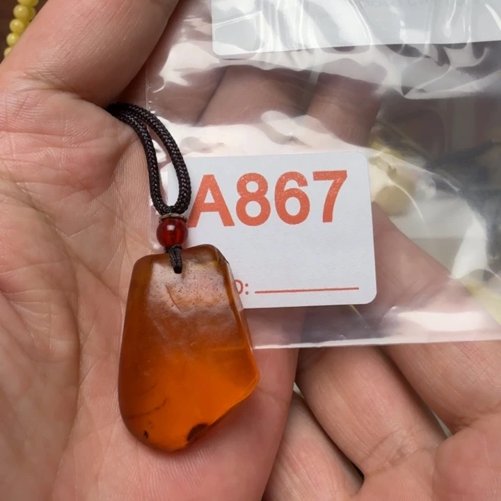 琥珀未镶嵌颈饰琥珀蜜蜡吊坠项链