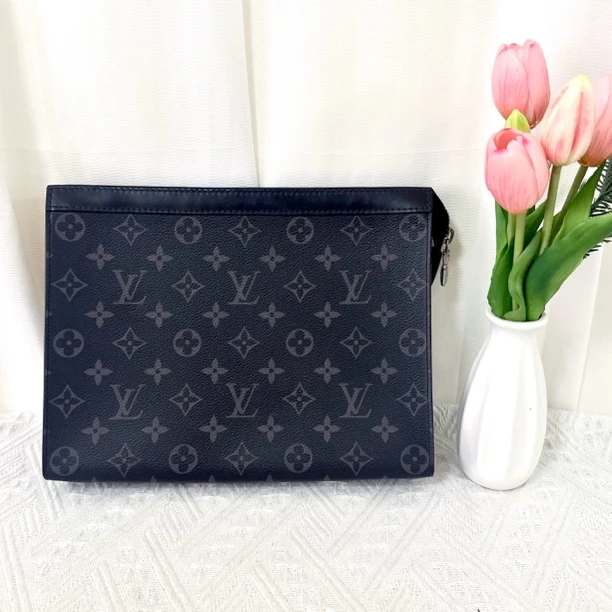 99新 LouisVuitton/路易威登 芯片款黑花手拿包洗漱包 尺寸26×20