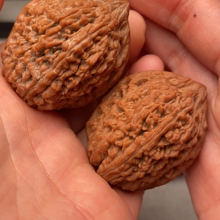 丶***心文玩核桃吊坠大蒜头全品