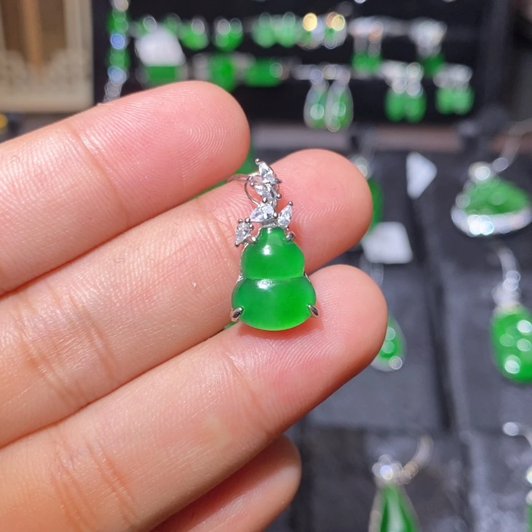 颈饰银S925镶嵌翡翠天然翡翠