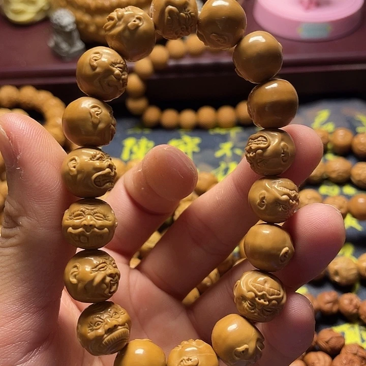 云蝉猴头，瑕疵怪脸罗汉