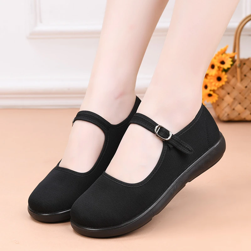 薄款女款网眼老北京布凉鞋透气软底工作鞋中老年妈妈广场舞蹈鞋子